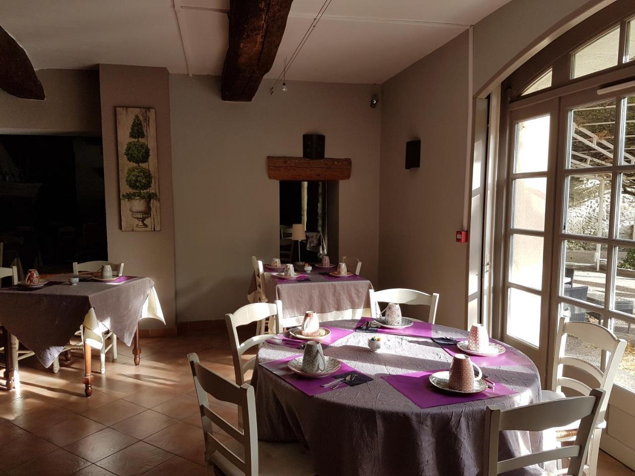 Hotel Logis La Ferme Avignon